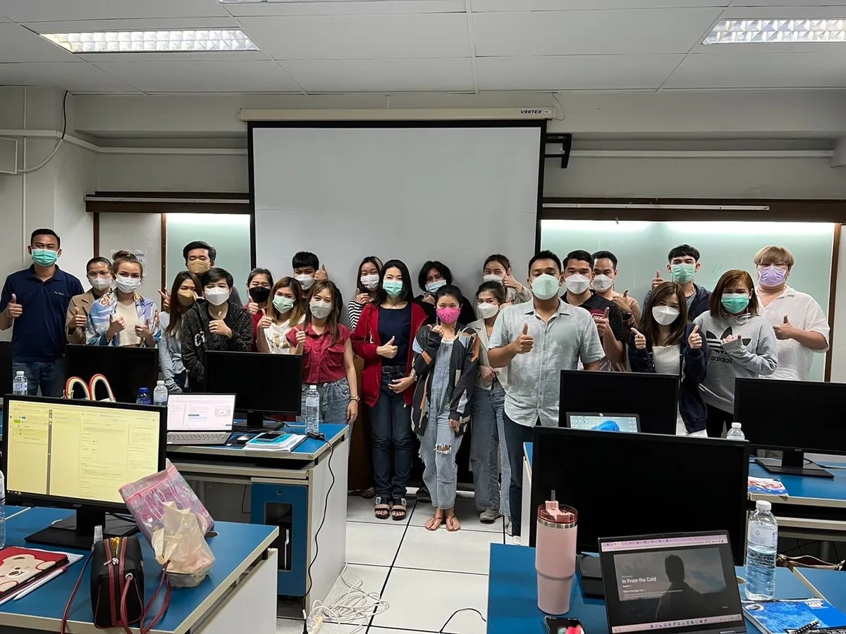 ภาพบรรยากาศอบรมคอร์ส Facebook Ads and Marketing รุ่น 38