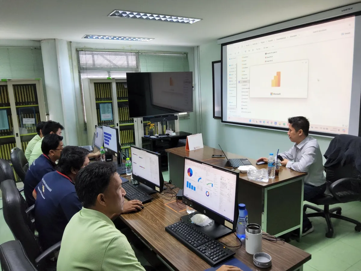 ภาพอบรมภายในหลักสูตร Power BI การไฟฟ้านครหลวง