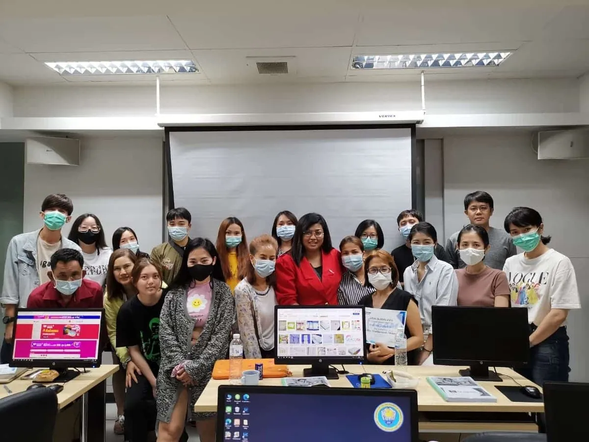 ภาพบรรยากาศอบรมคอร์ส Lazada / Shopee รุ่น 32